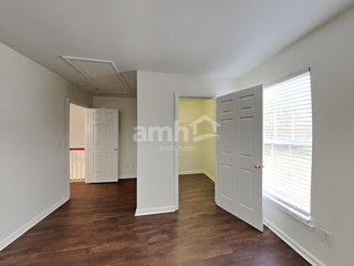 Building Photo - 138 Northland Ave