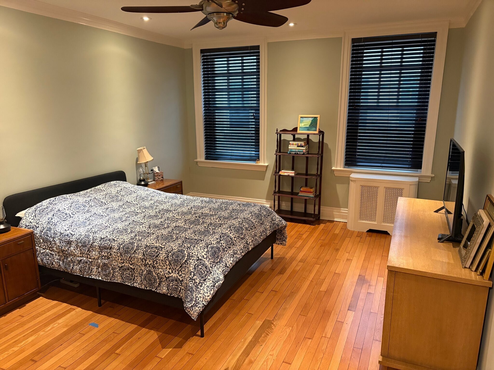 Building Photo - 4637 Pine St