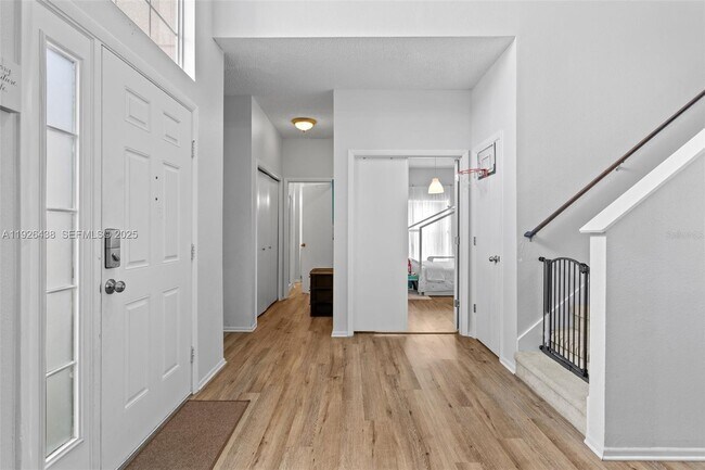 Building Photo - 128 Emeraldview Ave