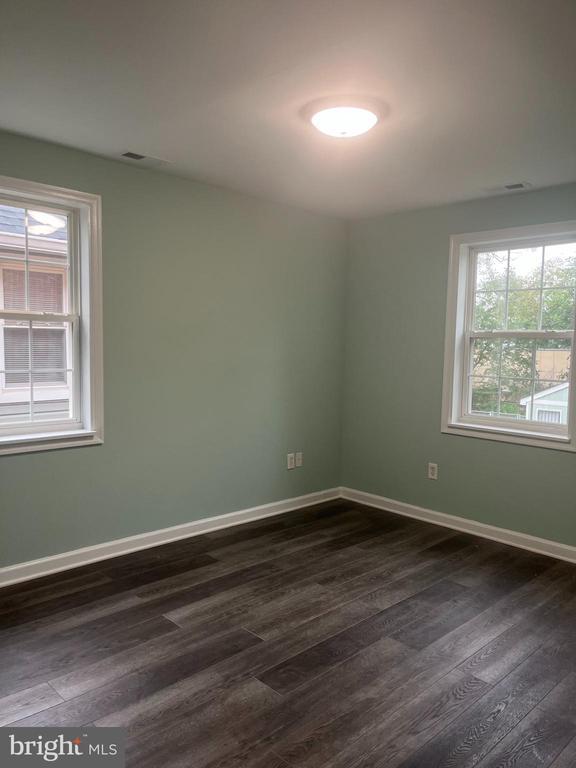 Building Photo - 4646 Minnesota Ave NE