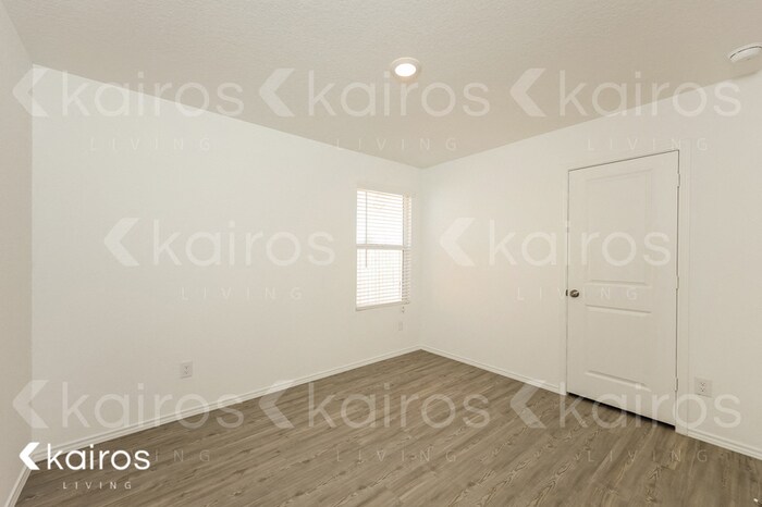 Building Photo - 14318 Calaveras Creek