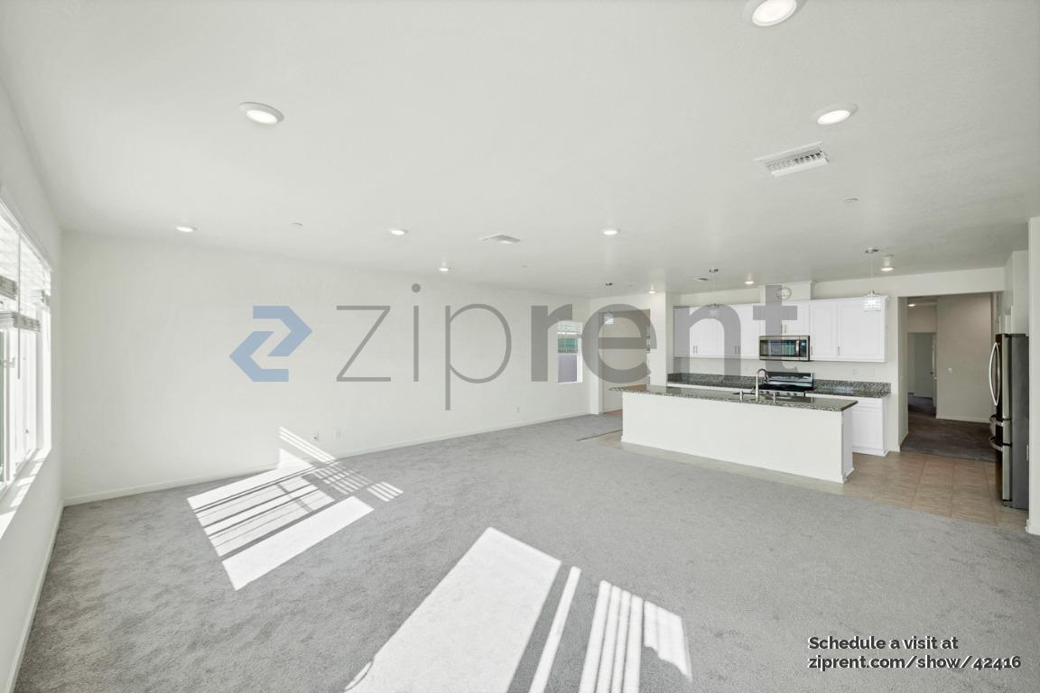 Building Photo - 41207 Alegria Ln