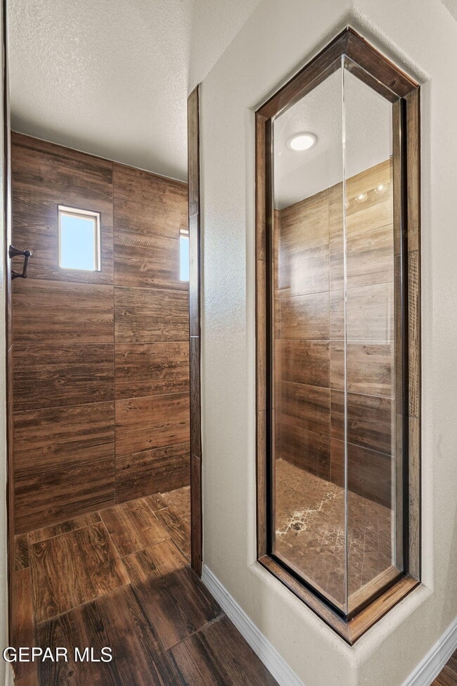 Building Photo - 325 Quiet Pr Dr