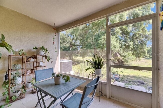 Building Photo - 2362 Lake Woodberry Cir