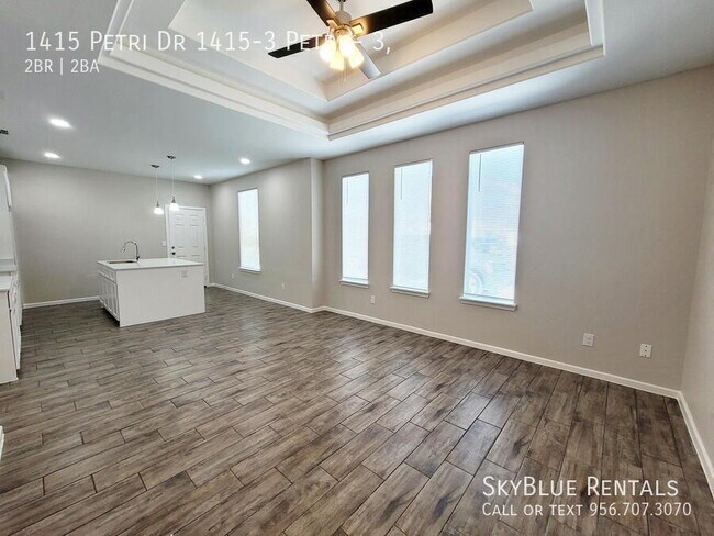 Building Photo - 1415 Petri Dr