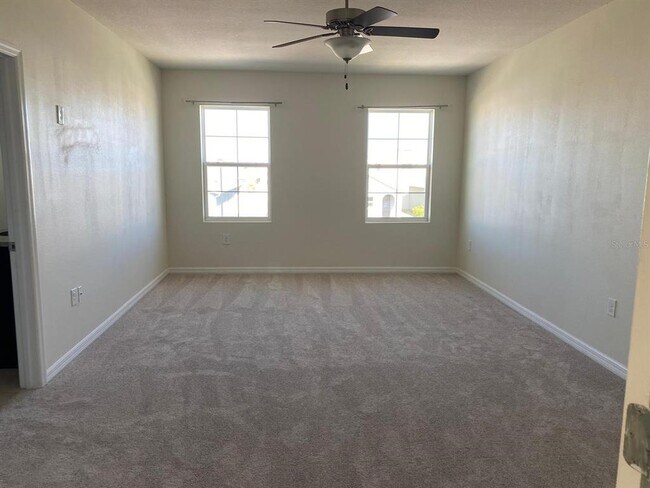 Building Photo - 4211 Looking Glass Pl