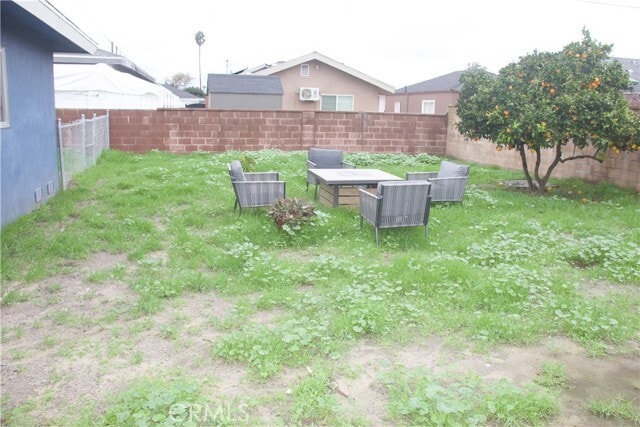 Building Photo - 9621 Central