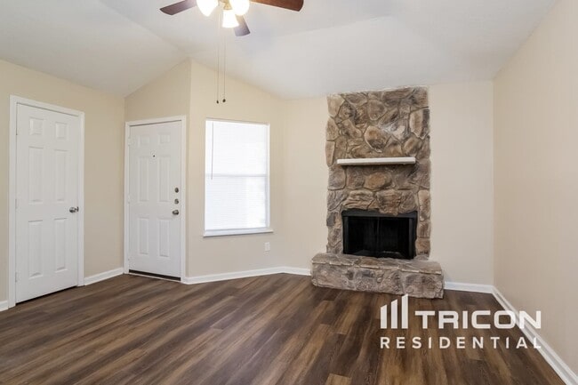 Building Photo - 13138 Crystal Cove Dr
