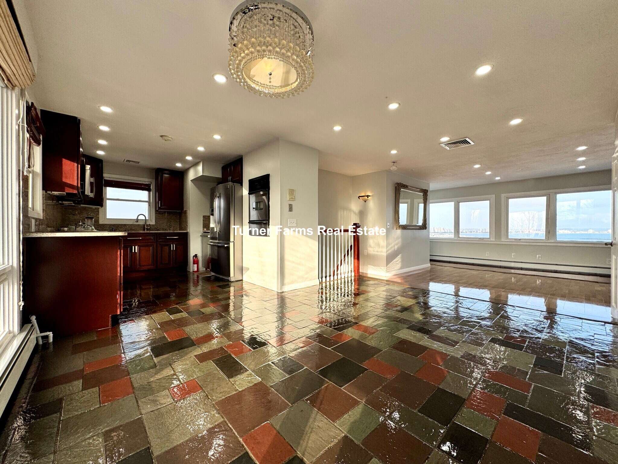 Building Photo - 62 Upland Rd