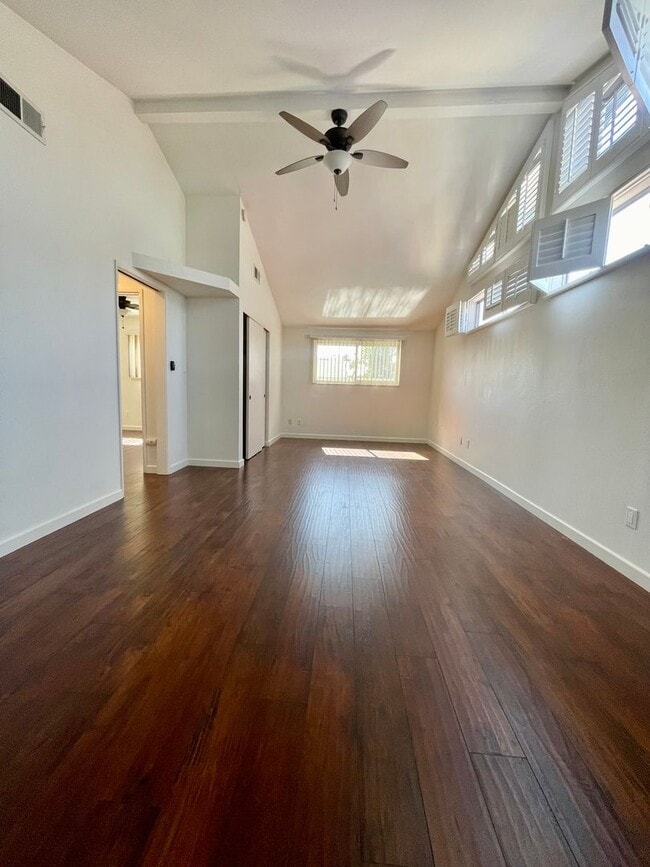 Building Photo - Clairemont-San Diego 3BR with Pool