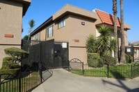 Building Photo - Elizabeth Street Apartments