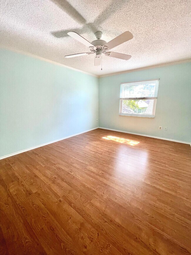 Master Bedroom - 2nd Floor - 3405 Dumaine Ct