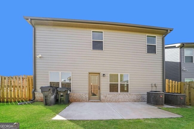 Building Photo - 2194 Bridgewater Pass