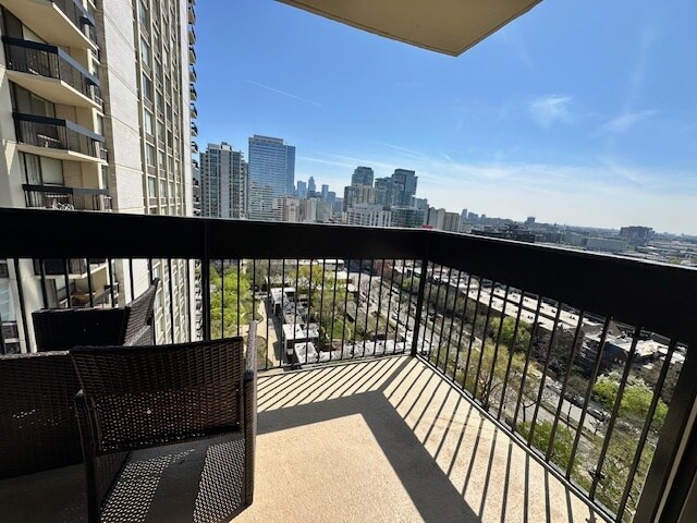 Building Photo - 1360 N Sandburg Ter