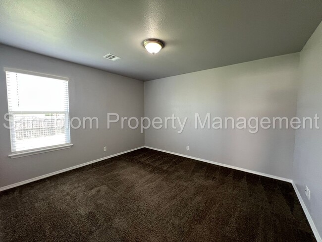 Building Photo - For Lease | Broken Arrow | $1475 Rent