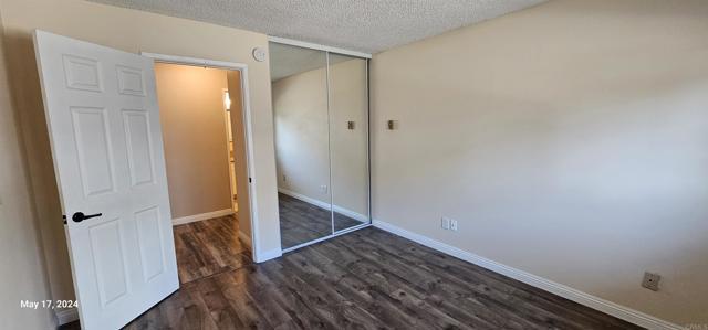 Building Photo - 465 4th Ave