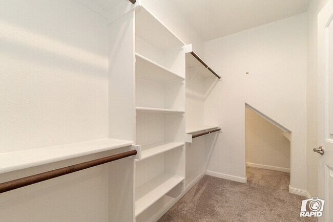 Building Photo - 1714 Pavilion Pkwy