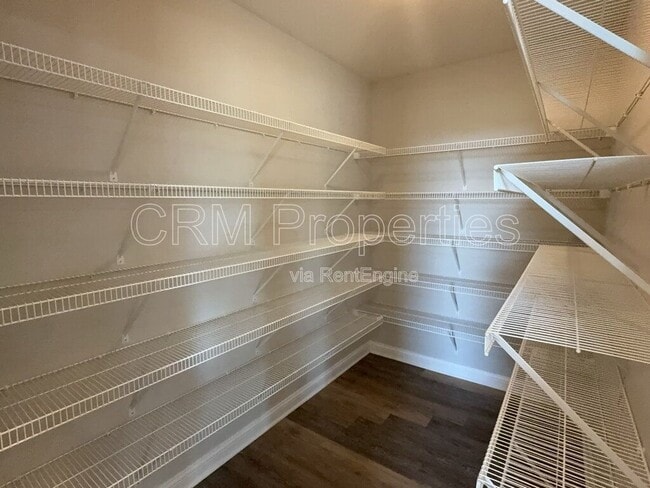 Building Photo - 6311 Burgin Dr
