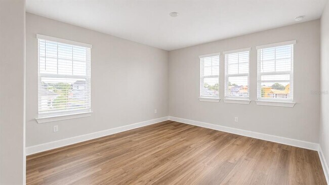 Building Photo - 16628 Silver Brook Wy