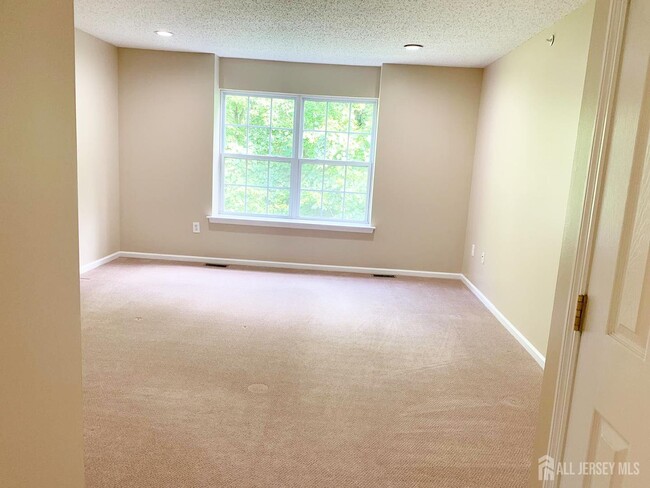 Building Photo - 201 Prestwick Way