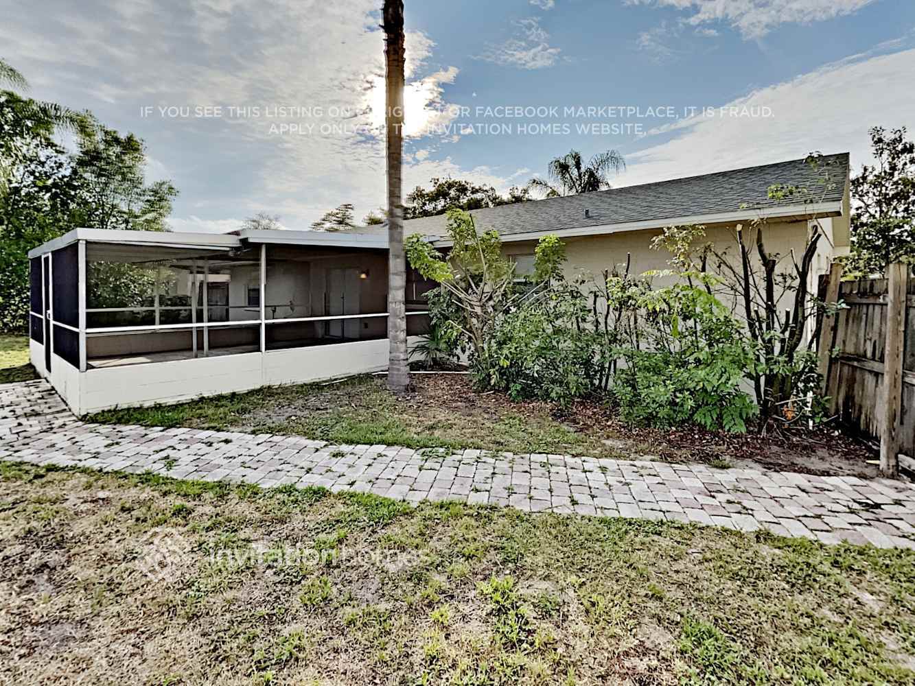 Building Photo - 1445 Guinevere Dr