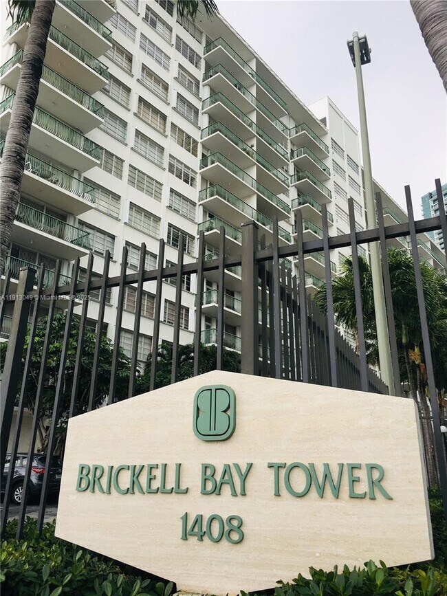 Building Photo - 1408 Brickell Bay Dr