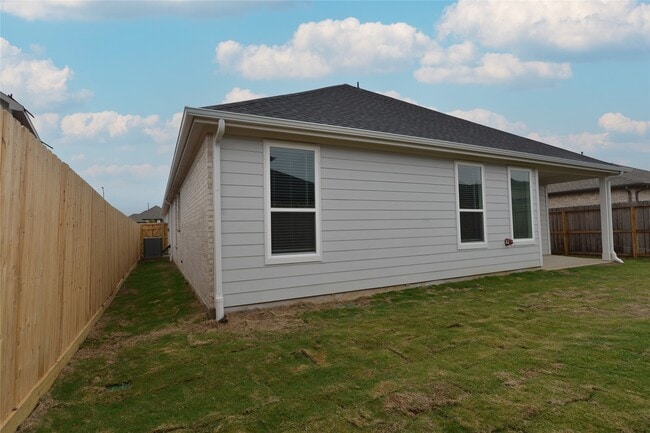 Building Photo - 4116 Sterling Spgs