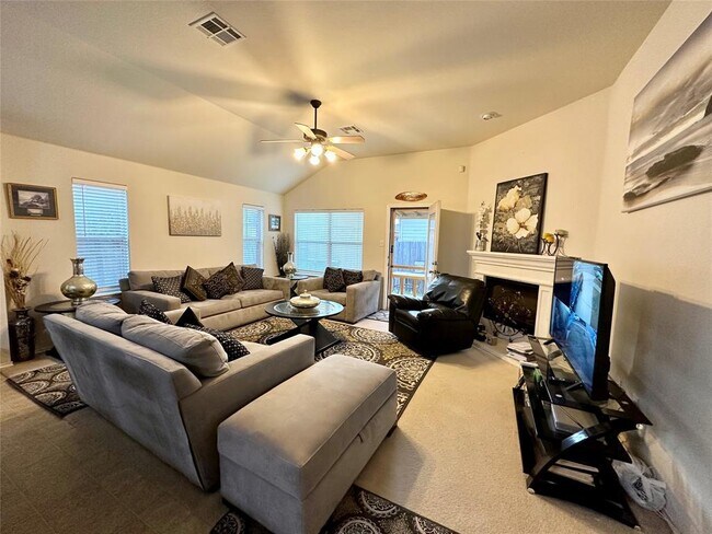 Building Photo - 1817 Rachel Ln