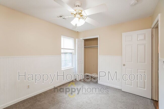 Building Photo - 118 Red Cypress Dr