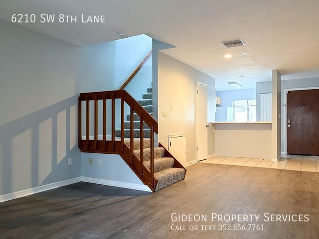 Building Photo - 6210 SW 8th Ln