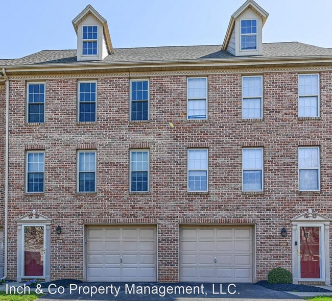 2 br, 1.5 bath House 1203 Skyview Drive 1203 Skyview Dr York PA