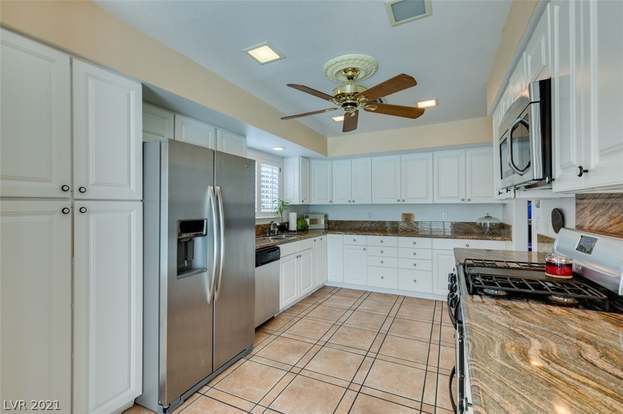 Building Photo - 3415 Villa Hermosa Dr