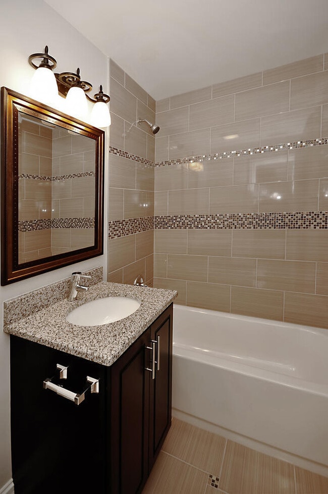 Building Photo - 117 Wilshire Dr