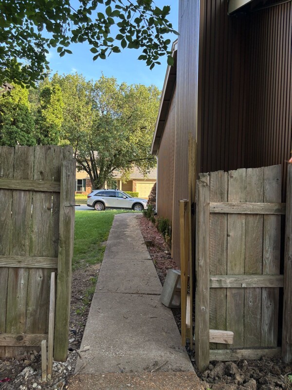 Building Photo - 413 Talbert Ct