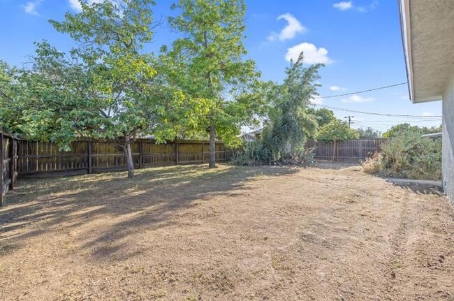 Building Photo - Single family home