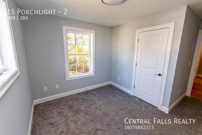 Building Photo - 15 Porch Lgt Dr