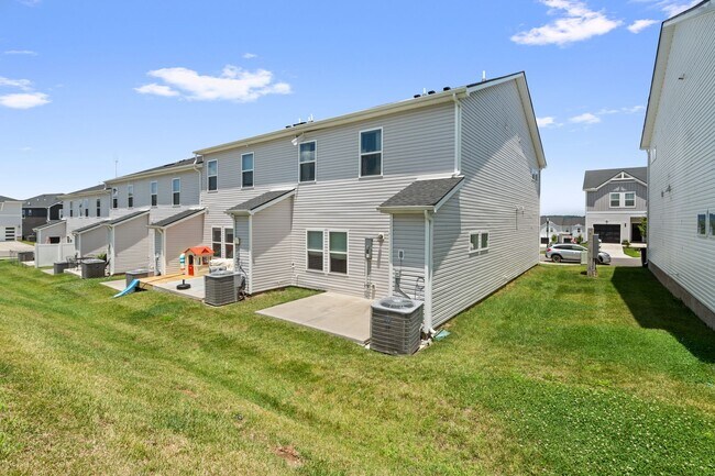 Building Photo - 4510 Skywood Ln