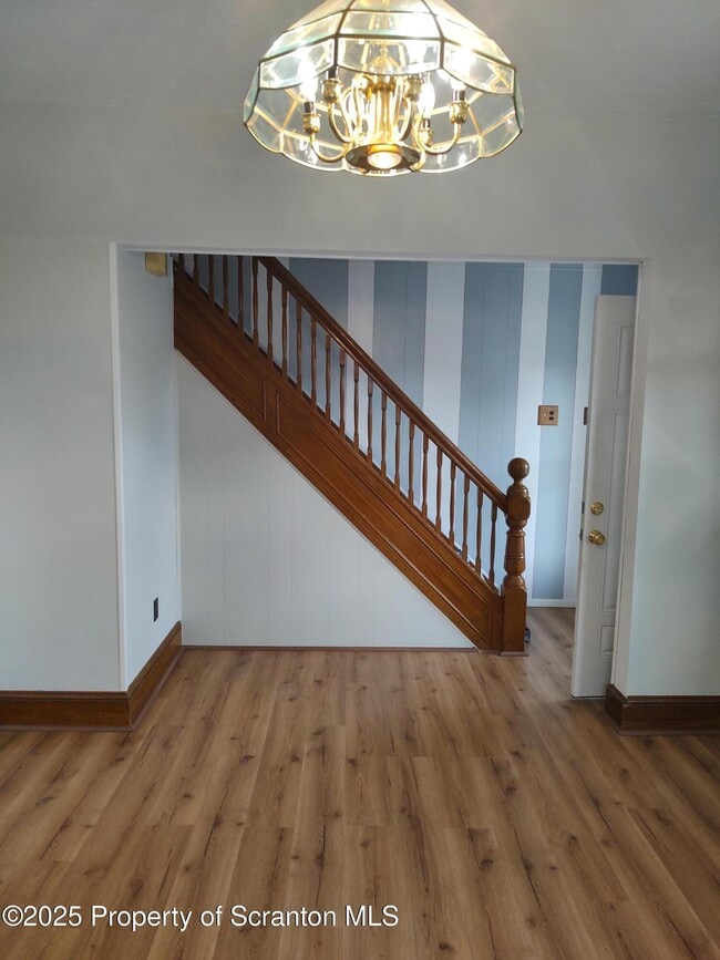 Building Photo - 1023 Carmalt St