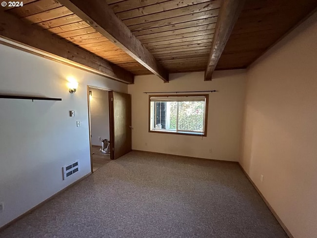 Building Photo - 6165 Tillamook Ave