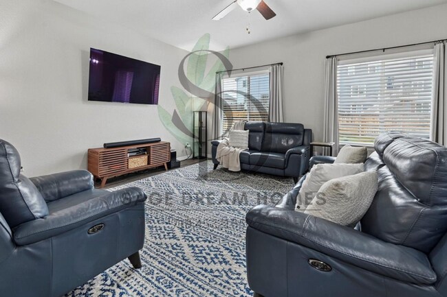 Building Photo - Beautiful 5 Bed + Office Home with 3-Car Garage in Desirable Lorson Ranch!