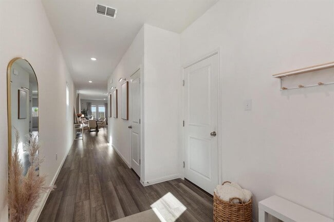 Building Photo - 509 Redfish Ln