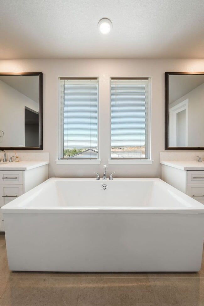 Building Photo - Newly Built 5BR Luxury Home in El Dorado Hills – 3,926 Sq Ft!
