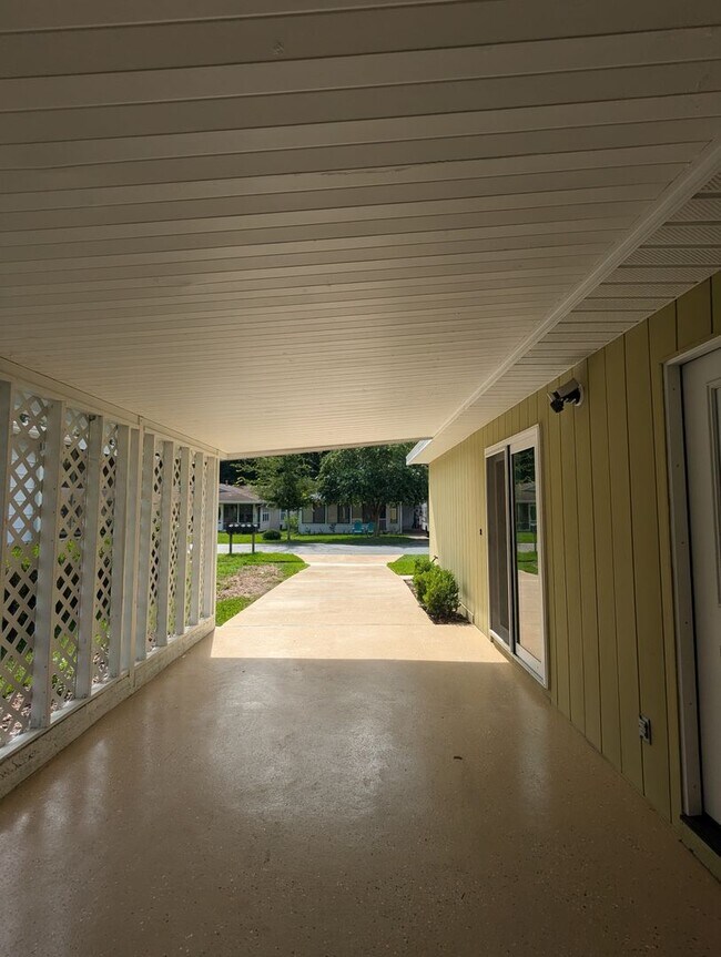 Building Photo - 2 bedroom/ 2 bath in Turkey Creek Forest