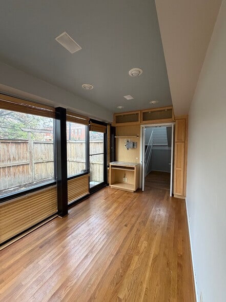 Building Photo - 1091 Harrison Ave