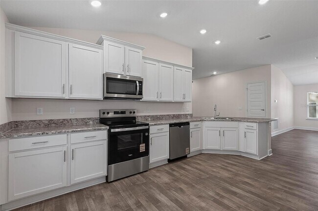 Building Photo - 14 Reston Pl