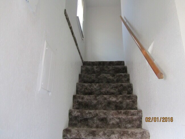 Building Photo - 2720 SW 74th St