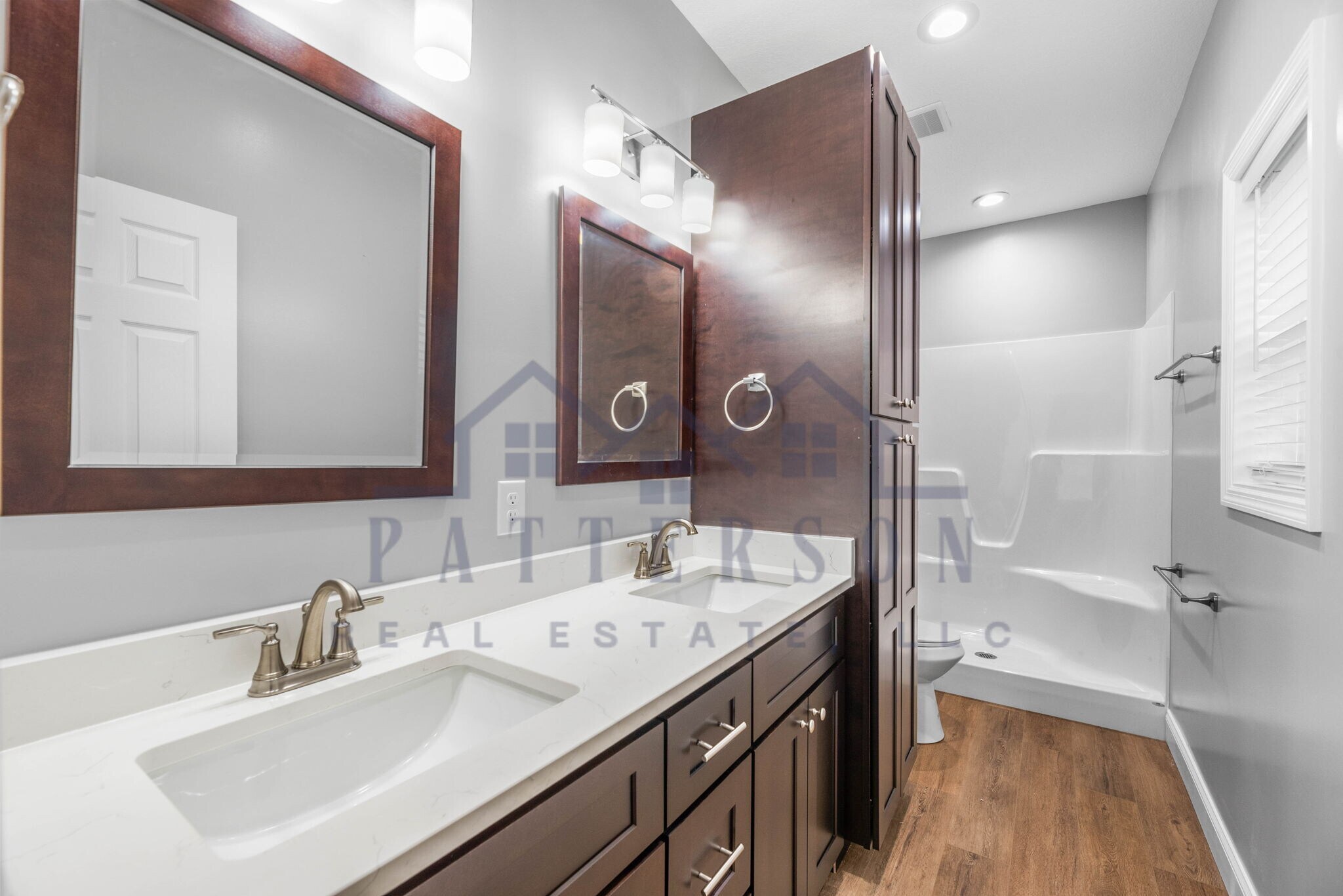 Building Photo - 2544 Bernhurst Dr