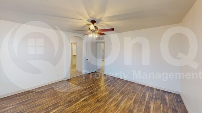 Building Photo - 12211 W Hadley St