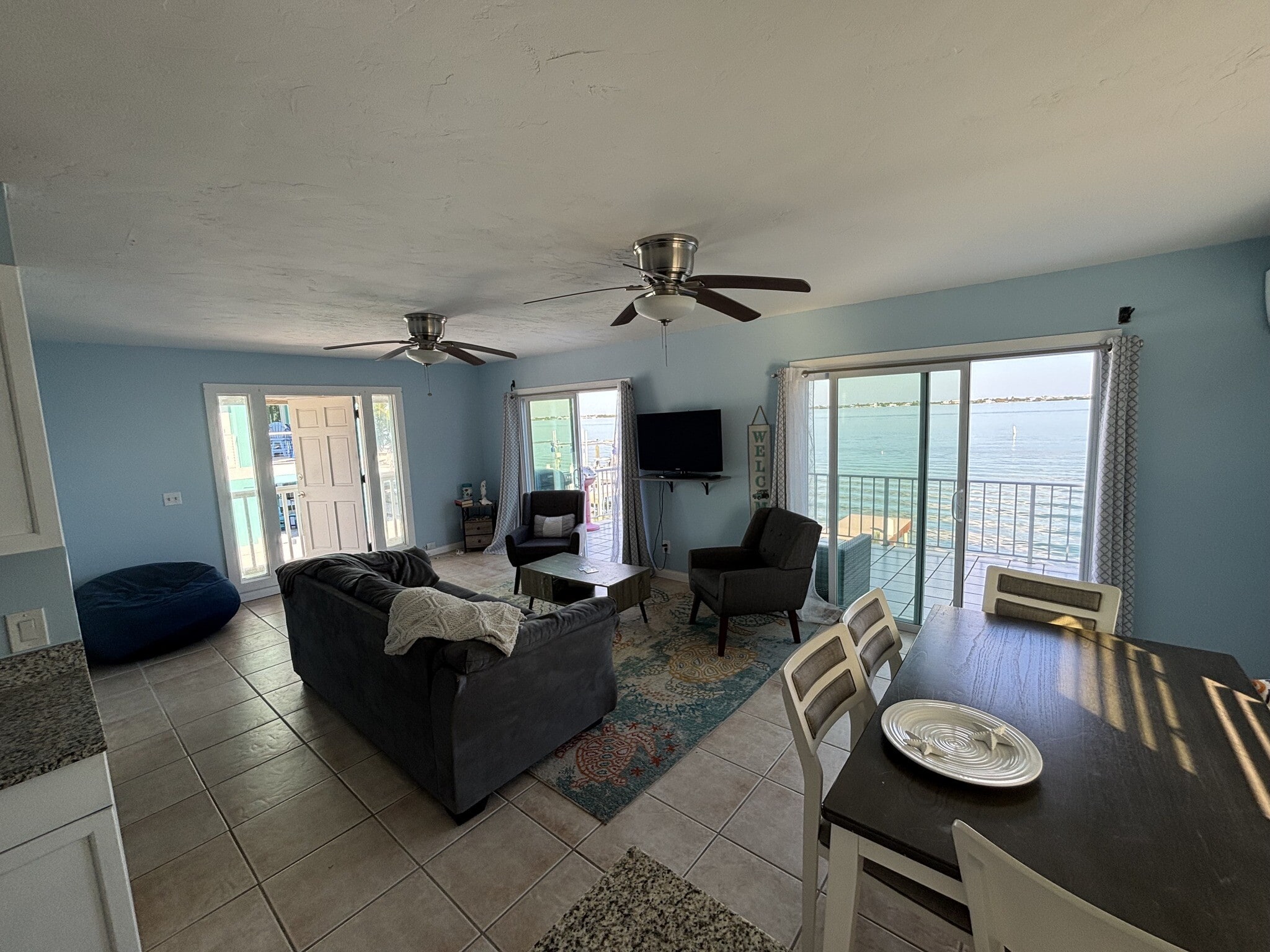 Building Photo - 757 La Fitte Rd