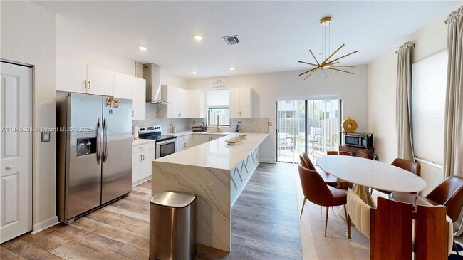 Building Photo - 25448 SW 108th Ave